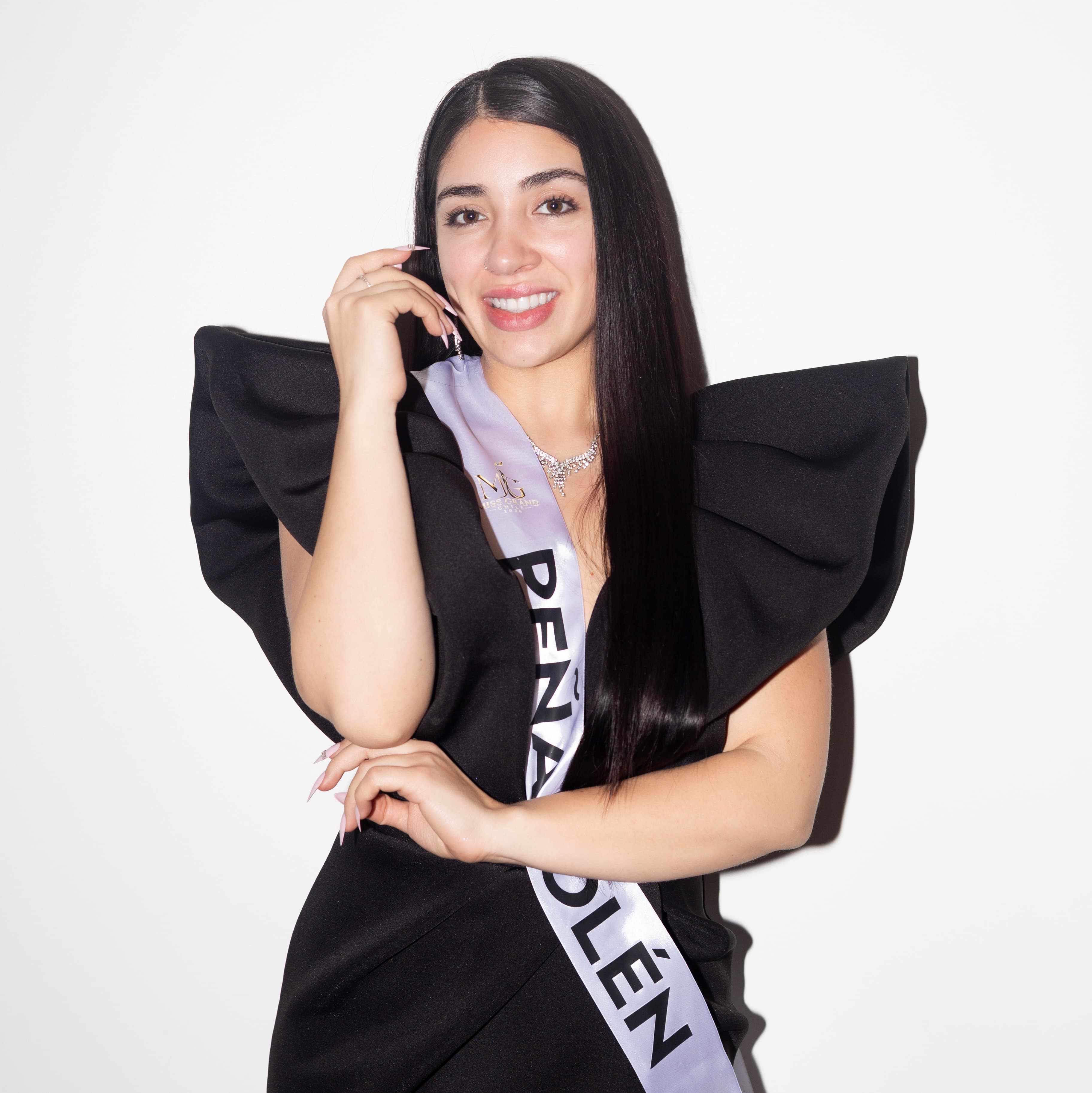 Ayleen Andreu — MISS PEÑALOLÉN